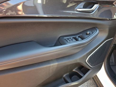 Certified 2021 Jeep Grand Cherokee L Laredo w/ Luxury Tech Group I image 13