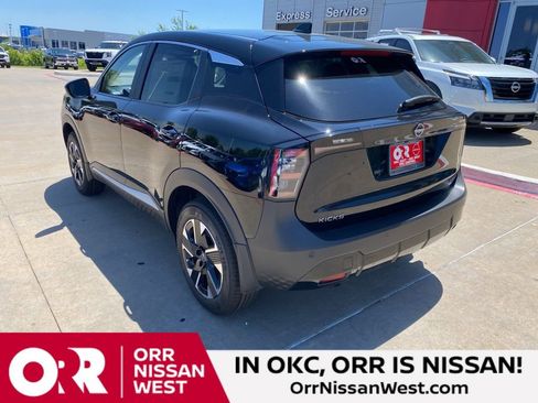 New 2025 Nissan Kicks SV w/ Interior Electronics Package AWD/4WD image 3