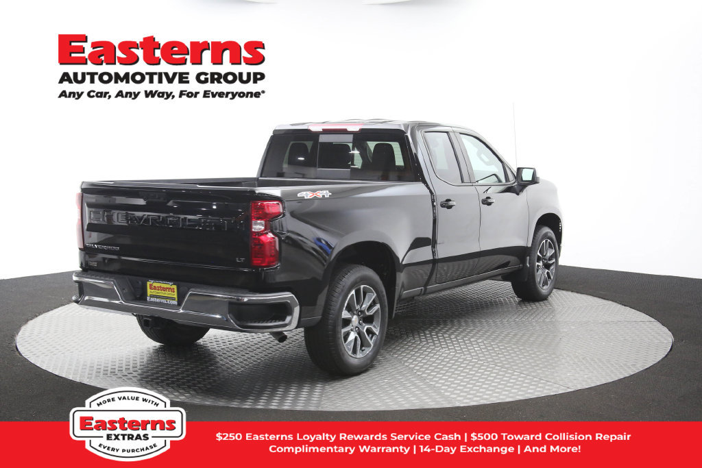 Used 2023 Chevrolet Silverado 1500 LT w/ Convenience Package II AWD/4WD image 41