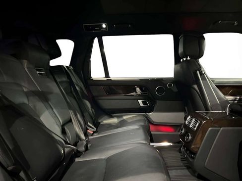 Used 2018 Land Rover Range Rover Long Wheelbase Supercharged AWD/4WD image 16