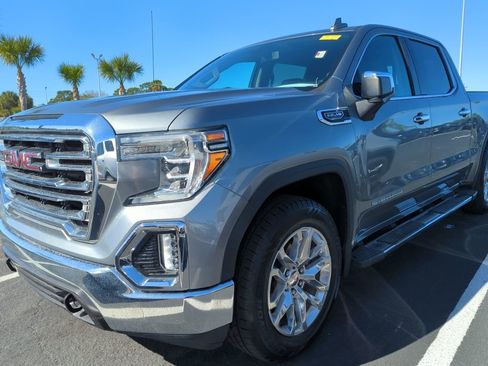 Used 2019 GMC Sierra 1500 SLT w/ SLT Premium Package image 4