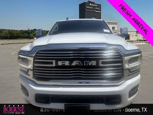 Used 2024 RAM 2500 Laramie AWD/4WD image 5