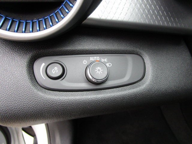 Used 2026 Chevrolet Trax LS FWD image 16