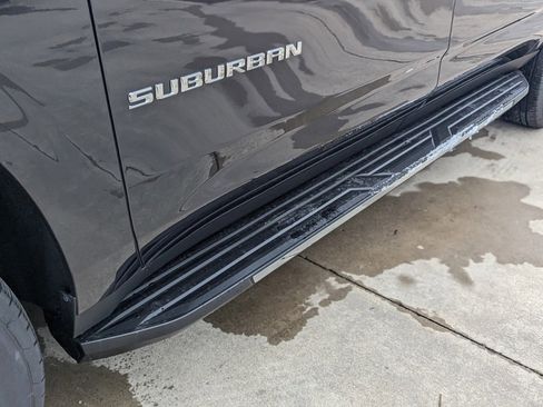 New 2026 Chevrolet Suburban LS image 11