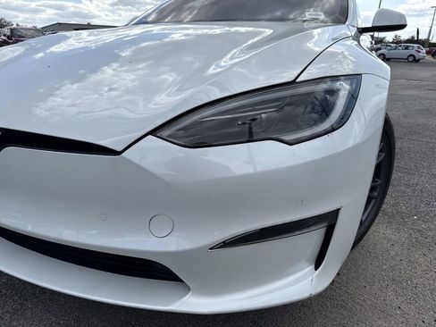 Used 2022 Tesla Model S Plaid image 9