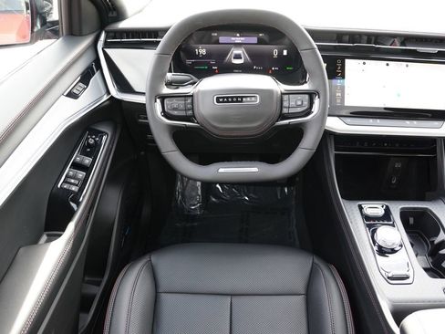 Used 2025 Jeep Wagoneer S Launch Edition image 21