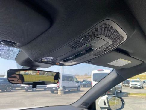 Used 2025 Audi Q3 2.0T Premium image 25