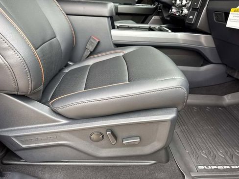 New 2026 Ford F350 Lariat w/ Black Appearance Package image 17