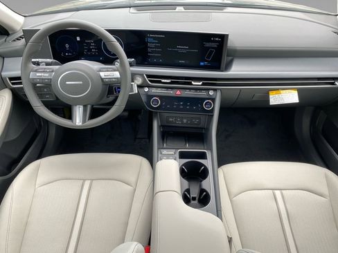 New 2024 Hyundai Sonata SEL w/ Convenience Package image 16