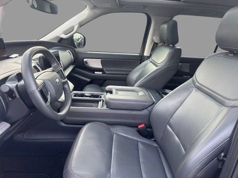 Certified 2025 Ford Expedition Max Active AWD/4WD image 10