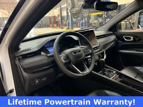 New 2026 Jeep Compass Limited image 10