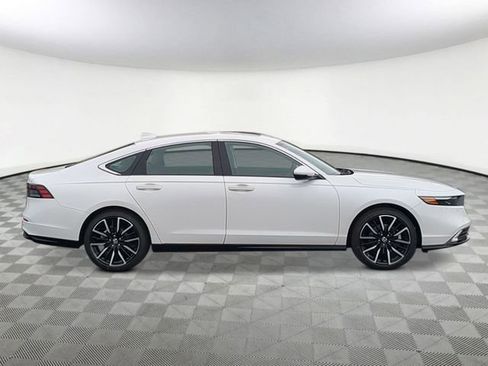 New 2026 Honda Accord Touring image 7