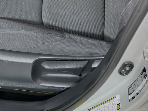 Used 2021 Toyota Corolla SE image 16