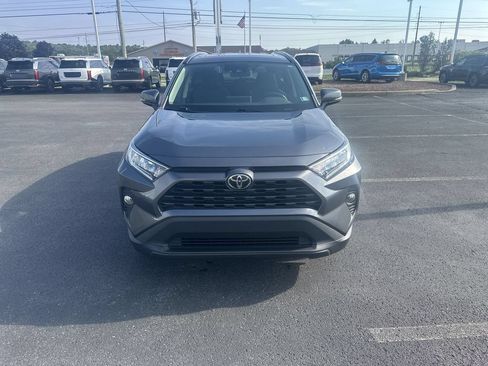 Used 2021 Toyota RAV4 XLE w/ Convenience Package AWD/4WD image 3