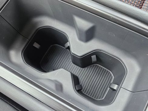 Used 2025 Nissan Kicks SR image 22