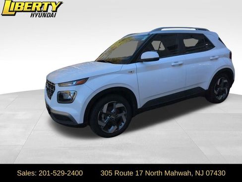 Certified 2023 Hyundai Venue SEL image 1