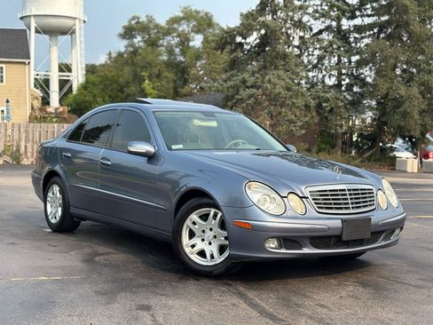 Used 2006 Mercedes-Benz E 350 4MATIC Sedan image 12