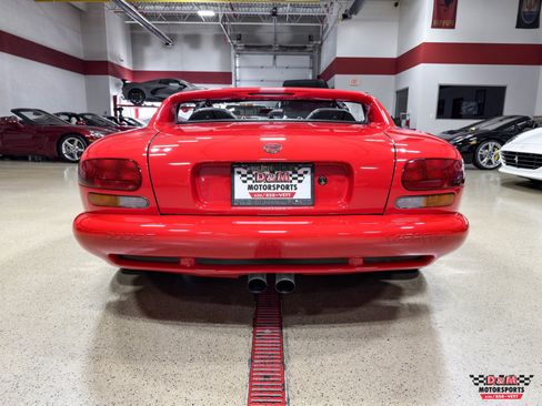 Used 2000 Dodge Viper RT/10 image 4