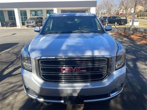 Used 2019 GMC Yukon XL SLT w/ Open Road Package image 4