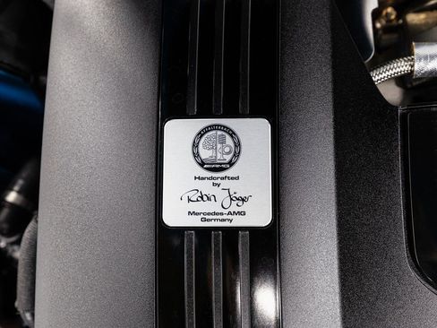 Certified 2023 Mercedes-Benz SL 63 AMG 4MATIC w/ Driver Assistance Package image 38