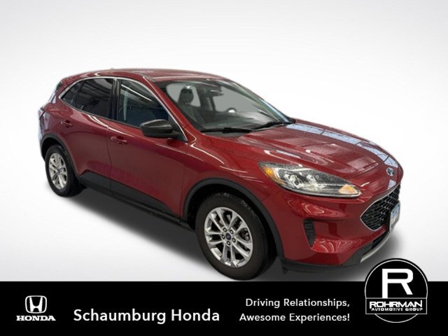 Used 2022 Ford Escape SE w/ Cold Weather Package FWD image 3
