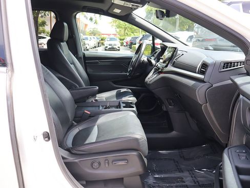Used 2023 Honda Odyssey Sport image 29