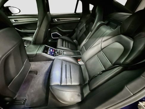 Certified 2023 Porsche Panamera 4 Platinum Edition AWD/4WD image 25