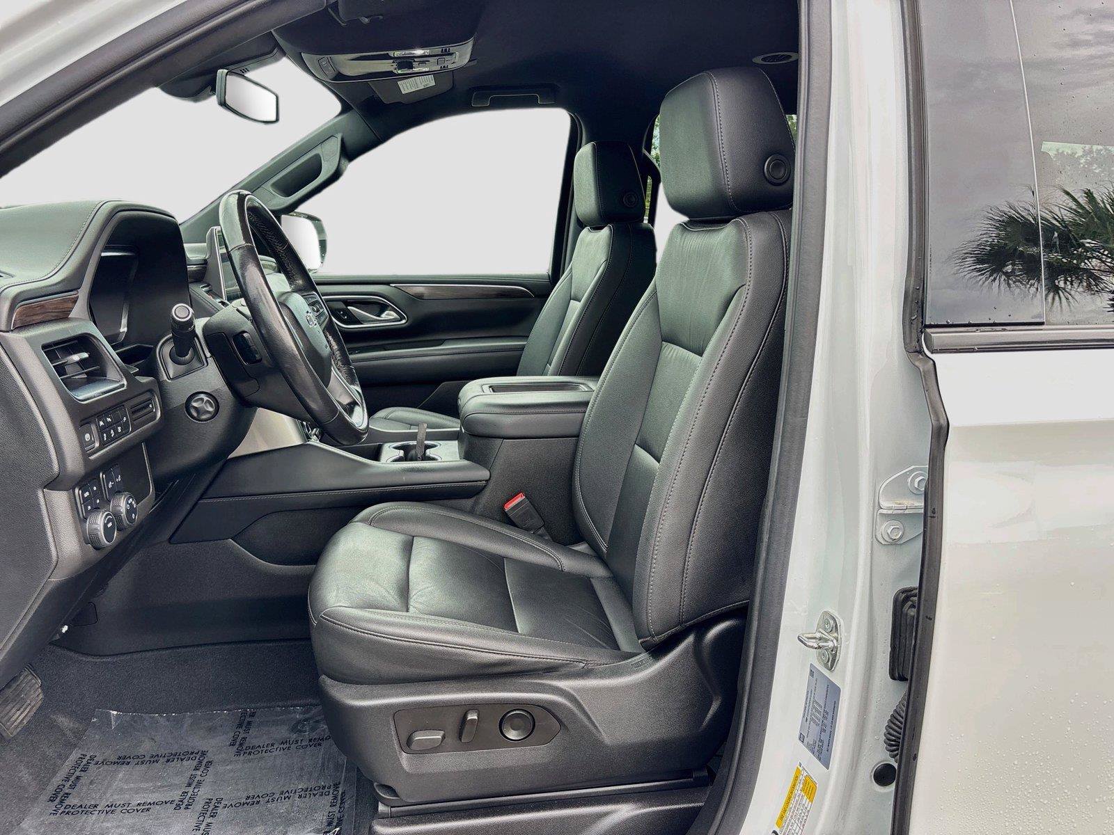 Used 2022 Chevrolet Tahoe Z71 w/ Luxury Package AWD/4WD image 22