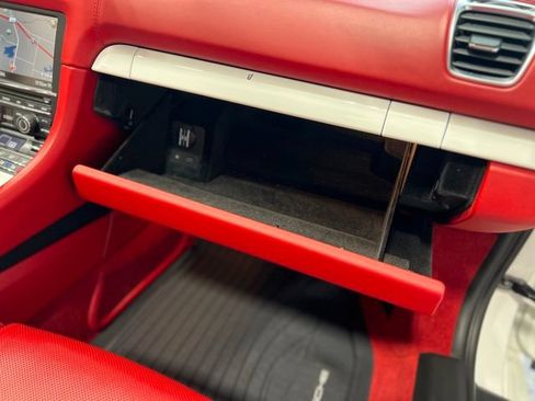 Used 2013 Porsche Boxster S RWD image 16