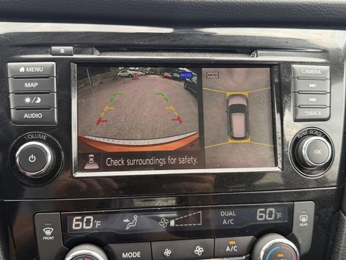 Used 2018 Nissan Rogue SL w/ Premium Package FWD image 22
