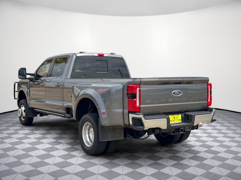 Certified 2025 Ford F350 Lariat w/ Lariat Ultimate Package AWD/4WD image 3