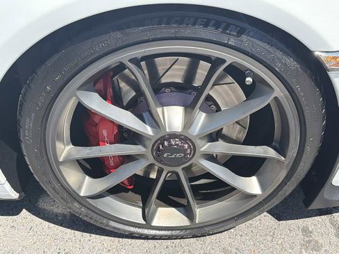 Used 2015 Porsche 911 GT3 RWD image 13