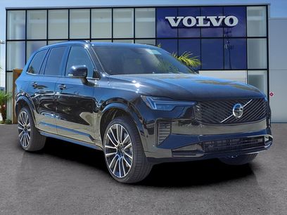New 2026 Volvo XC90 B6 Ultra w/ Lounge Package