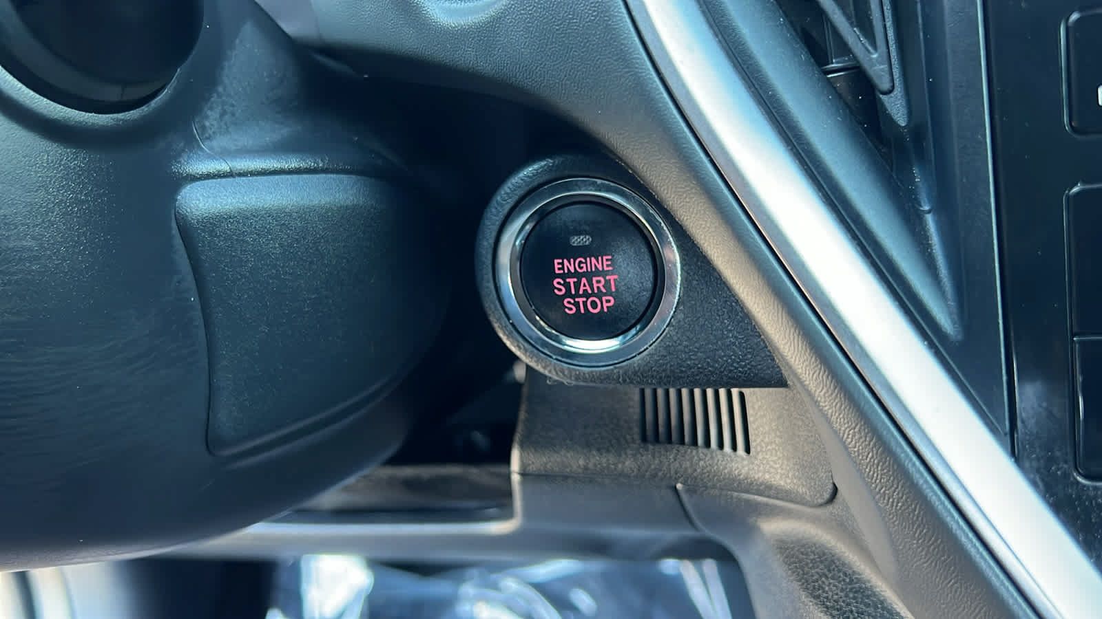 Certified 2024 Subaru Crosstrek 2.0i Premium AWD/4WD image 18