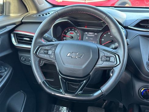 Used 2022 Chevrolet TrailBlazer RS image 23