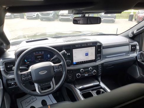 Used 2024 Ford F250 Platinum AWD/4WD image 25