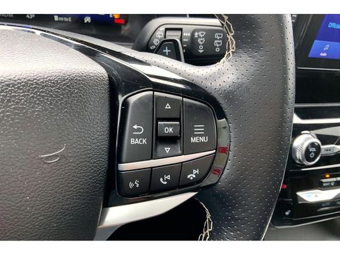 Used 2022 Ford Explorer ST image 21