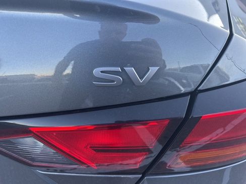 Used 2024 Nissan Altima 2.5 SV image 7