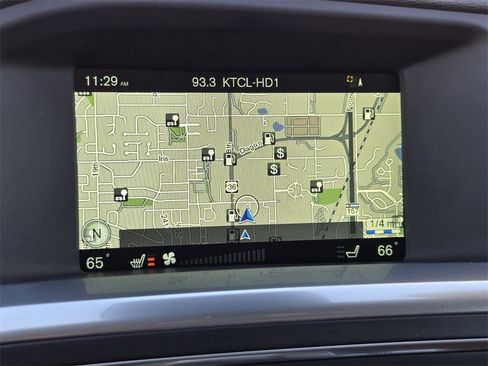 Used 2017 Volvo V60 T5 Cross Country Platinum image 19