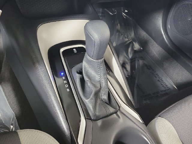 Used 2025 Toyota Corolla LE FWD image 30