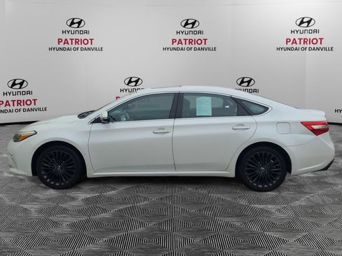 Used 2016 Toyota Avalon Touring FWD image 6