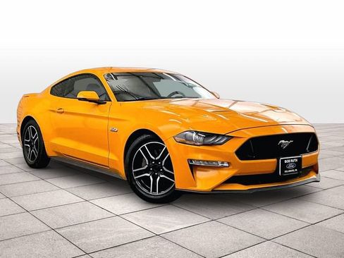 Used 2019 Ford Mustang GT Premium w/ Equipment Group 401A RWD image 2