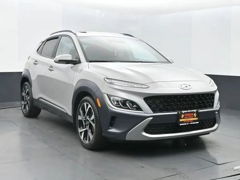 Used 2022 Hyundai Kona Limited w/ Cargo Package image 2