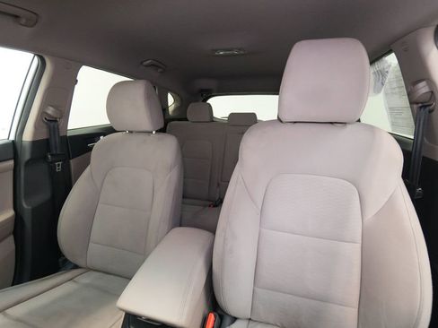 Used 2019 Hyundai Tucson Sport image 15