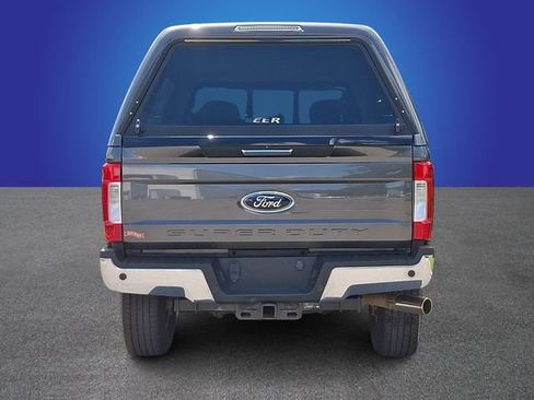 Used 2018 Ford F250 XLT w/ XLT Premium Package AWD/4WD image 5