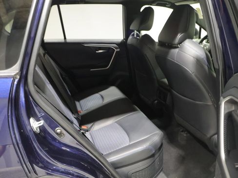Used 2019 Toyota RAV4 XSE w/ XSE Weather Package AWD/4WD image 19