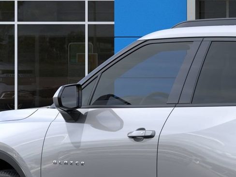 New 2026 Chevrolet Blazer LT w/ Convenience Package FWD image 14