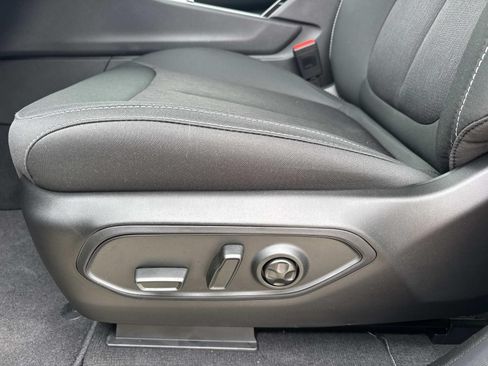 New 2026 Jeep Grand Cherokee Laredo RWD image 16