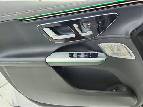 Used 2023 Mercedes-Benz EQE 500 4MATIC SUV w/ Exclusive Trim Package image 34