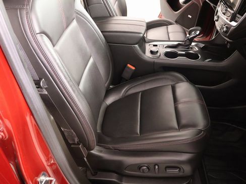 Used 2023 Chevrolet Traverse RS w/ LPO, Floor Liner Package image 14